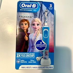 Oral-B Kids Electric Toothbrush Featuring Disney's Frozen for Kids 3+